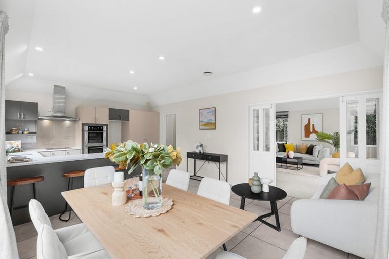 Photo of property in 5 Priorsford Court, Avonhead, Christchurch, 8042