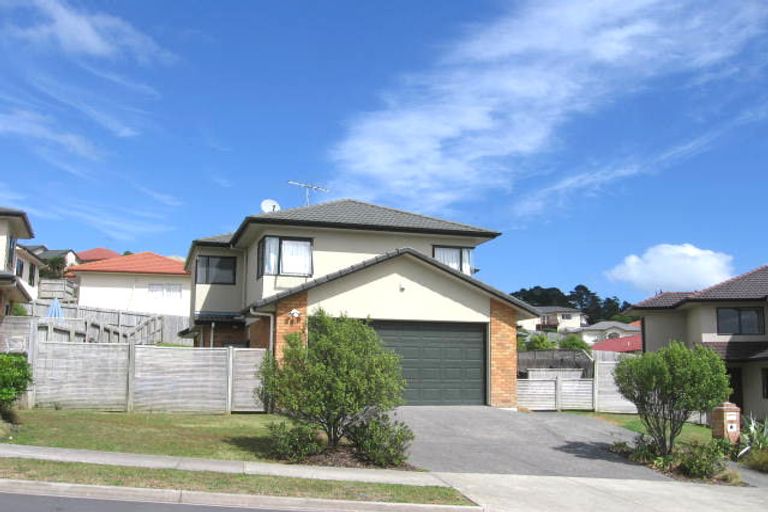 Photo of property in 46 Black Teal Close, Unsworth Heights, Auckland, 0632