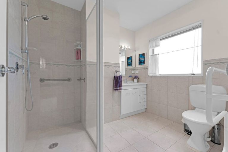 Photo of property in 24/169 Sturges Road, Henderson, Auckland, 0612