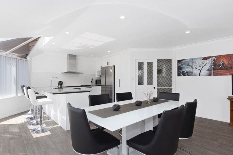 Photo of property in 34 Lotus Avenue, Mount Maunganui, 3116