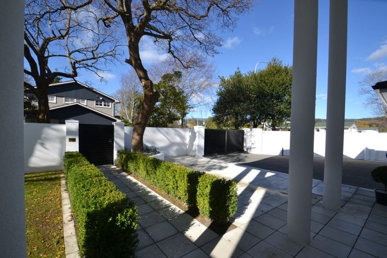 Photo of property in 2 Blundell Way, Heretaunga, Upper Hutt, 5018