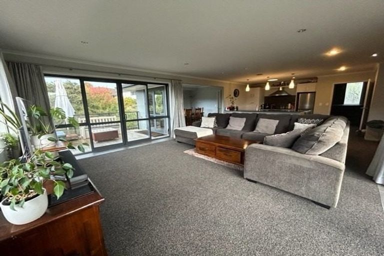 Photo of property in 5 North Crest Drive, Onerahi, Whangarei, 0110