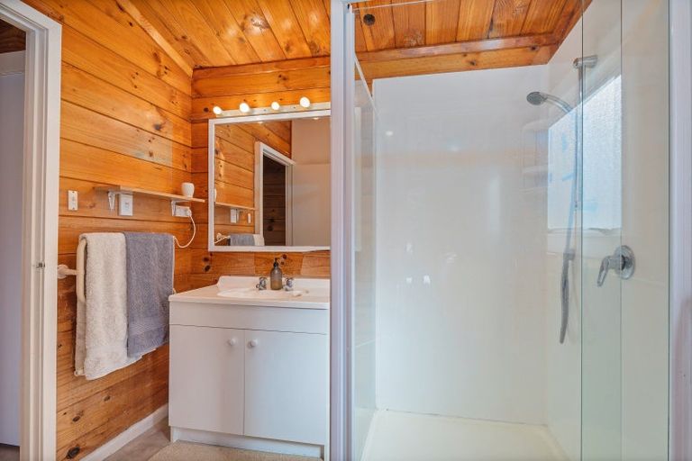 Photo of property in 32 Mccall Avenue, Pauanui, Hikuai, 3579