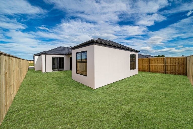 Photo of property in 7 Cousins Street, Woodend, 7691