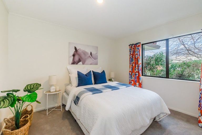 Photo of property in 12 Fox Place, Cloverlea, Palmerston North, 4412