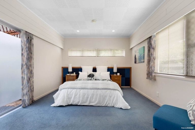 Photo of property in 46 Potter Avenue, Northcote, Auckland, 0627