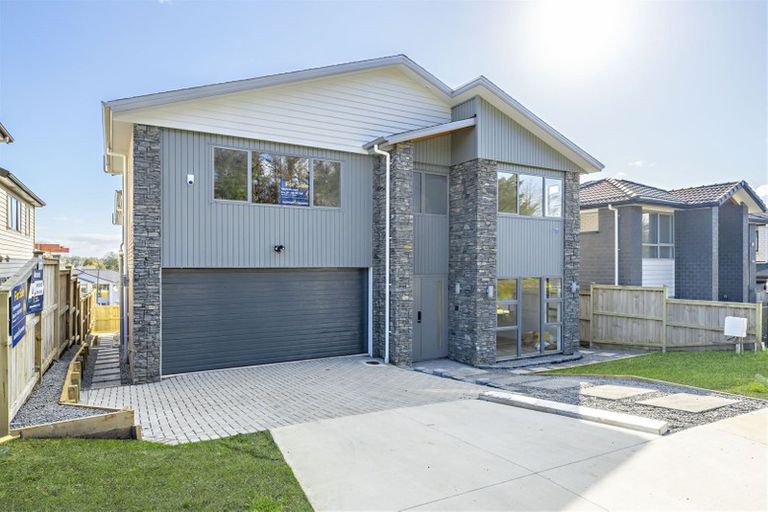 Photo of property in 33 Mcquoids Road, Flat Bush, Auckland, 2019
