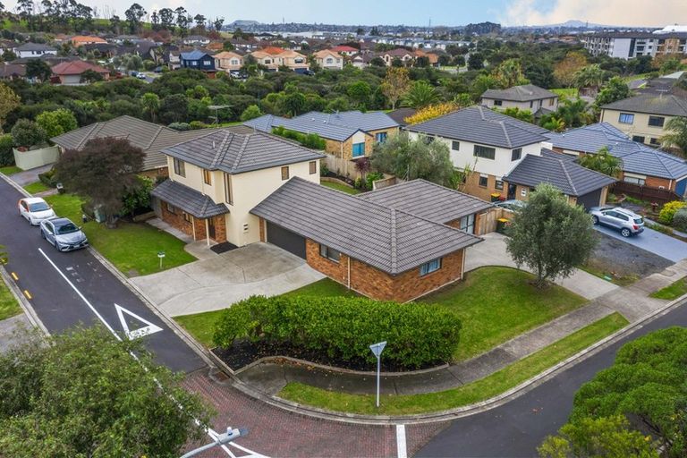 Photo of property in 4 Kippure Close, East Tamaki, Auckland, 2013