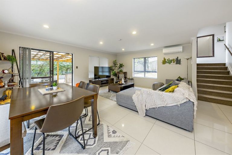 Photo of property in 33 Index Place, Manurewa, Auckland, 2105