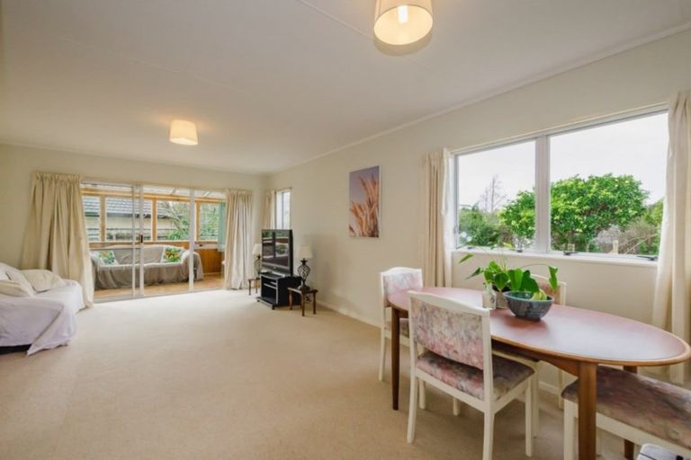 Photo of property in 28 Sunshine Avenue, Paraparaumu, 5032