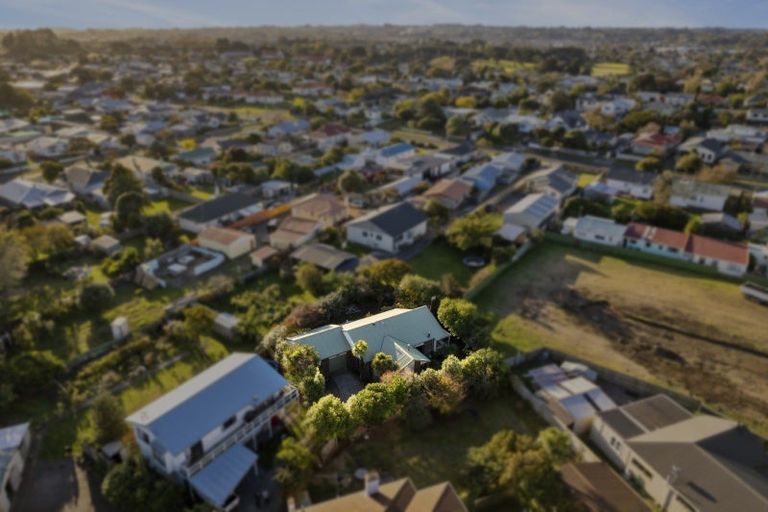 Photo of property in 12a Cambridge Street, Gonville, Whanganui, 4501