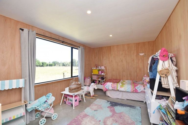 Photo of property in 283 West Plains School Road, West Plains, Invercargill, 9874