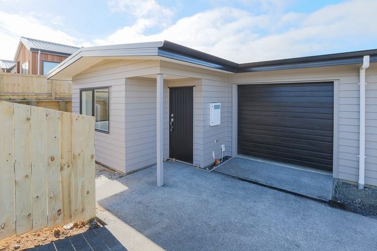 Photo of property in 2/19 Onukutara Place, Huntington, Hamilton, 3281