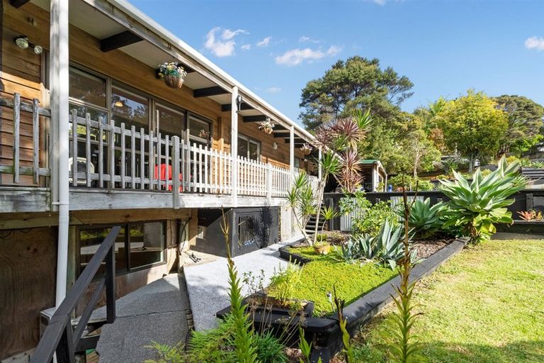 Photo of property in 17 Ward Drive, Opua, 0200