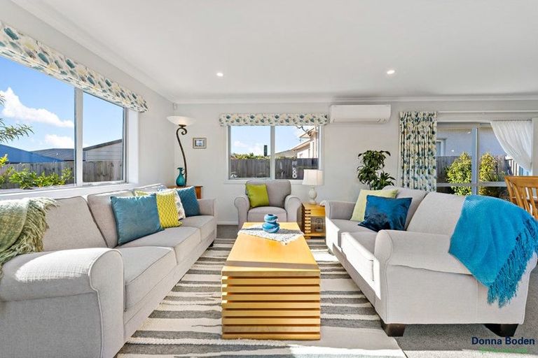 Photo of property in 9 Hogan Street, Pukekohe, 2120