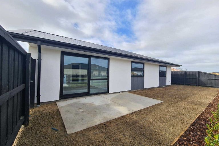 Photo of property in 98a Avanda Avenue, Rolleston, 7615