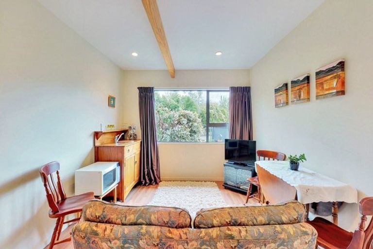 Photo of property in 21 Athenree Road, Athenree, Katikati, 3177