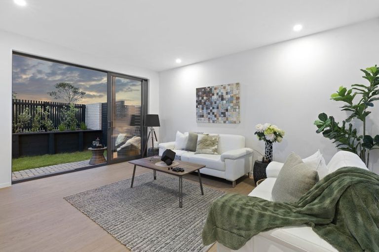 Photo of property in 85 Bearing Parade, Long Bay, Auckland, 0630