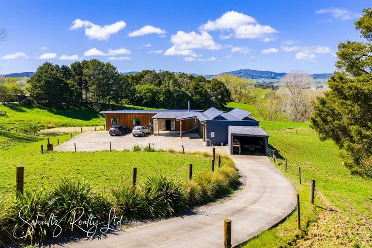 Photo of property in 32 Nikau Lane, Maungaturoto, 0520