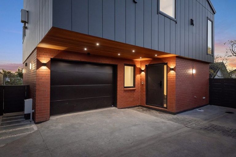Photo of property in 16c Egremont Street, Belmont, Auckland, 0622