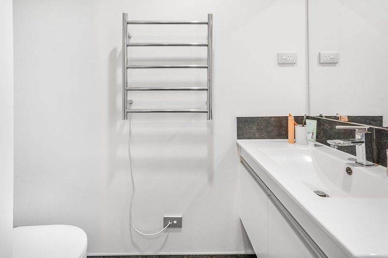 Photo of property in 2 Etna Way, Dinsdale, Hamilton, 3204