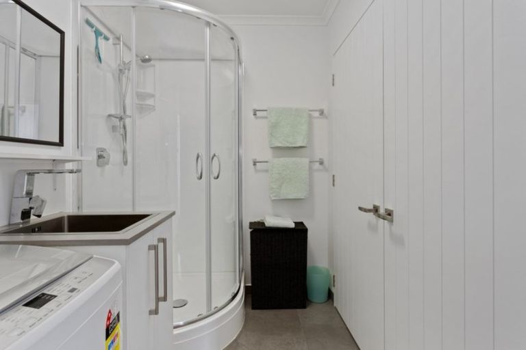 Photo of property in 22 Wineberry Avenue, Amberley, 7410