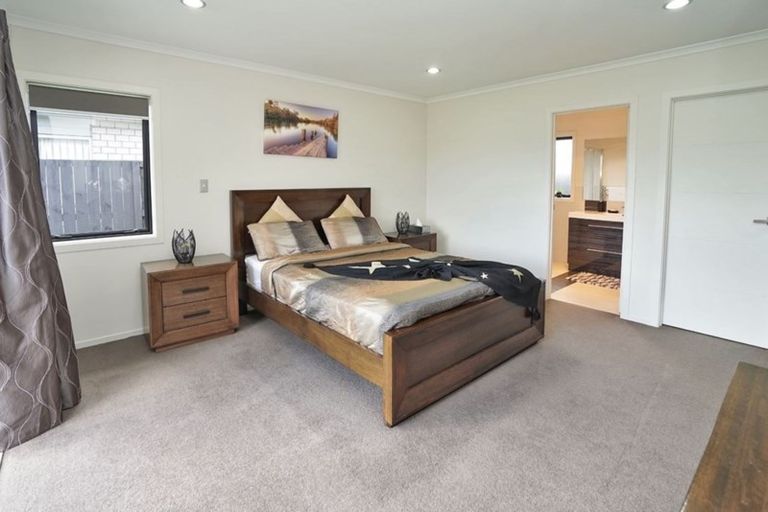 Photo of property in 14 Piwakawaka Court, Rototuna North, Hamilton, 3210