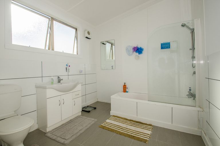 Photo of property in 42 Douglas Street, Saint Kilda, Dunedin, 9012