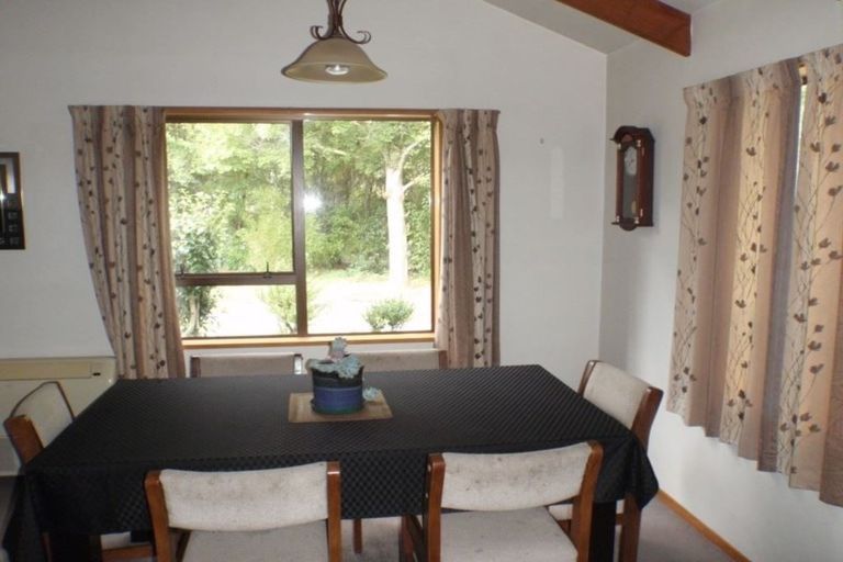 Photo of property in 4 Woodfield Place, Woodend, 7610