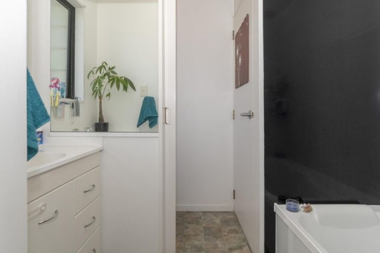 Photo of property in 7b Haukore Street, Hairini, Tauranga, 3112