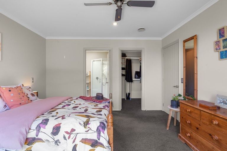 Photo of property in 2 Woodstock Place, Stoke, Nelson, 7011