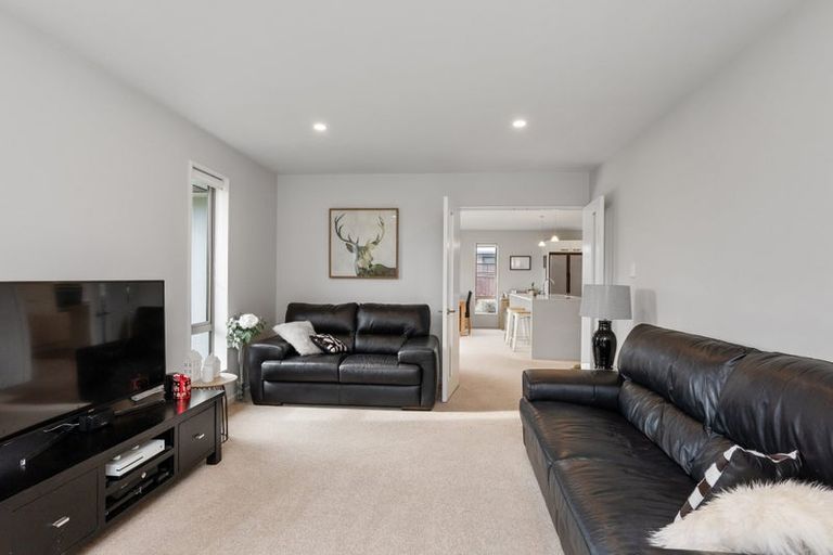 Photo of property in 32 Flaxon Place, Burwood, Christchurch, 8083