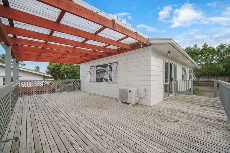 Photo of property in 1/30 Kereru Street, Henderson, Auckland, 0612