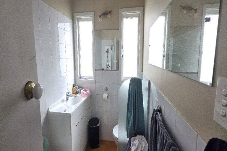 Photo of property in 2/18 Jutland Road, Hauraki, Auckland, 0622