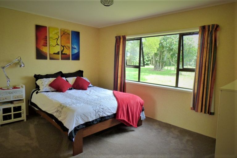 Photo of property in 110 Hall Road, Waiuku, 2681
