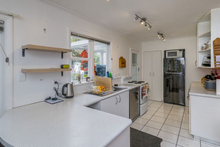 Photo of property in 148 Arawhata Road, Paraparaumu, 5032
