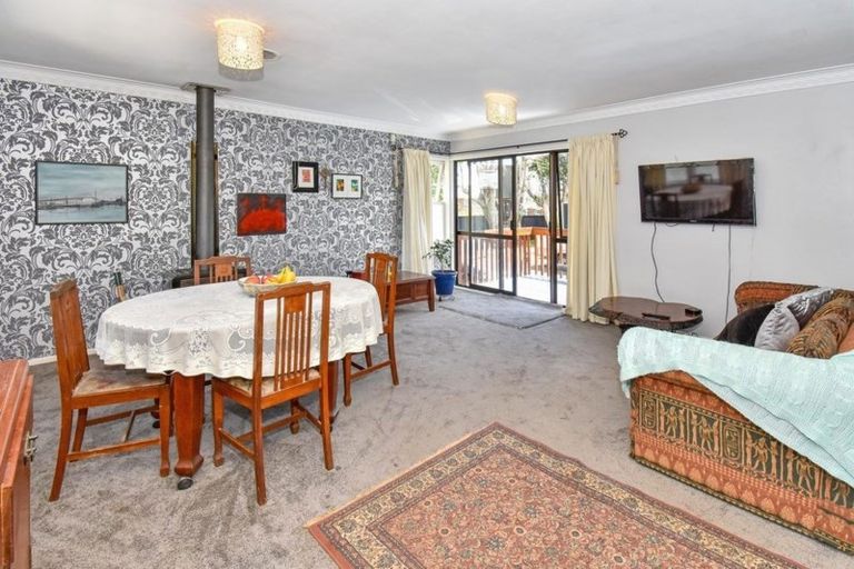 Photo of property in 15a Grande Vue Road, Hillpark, Auckland, 2102