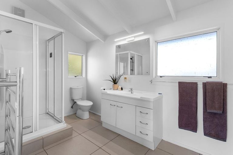 Photo of property in 7 Roydvale Avenue, Burnside, Christchurch, 8042