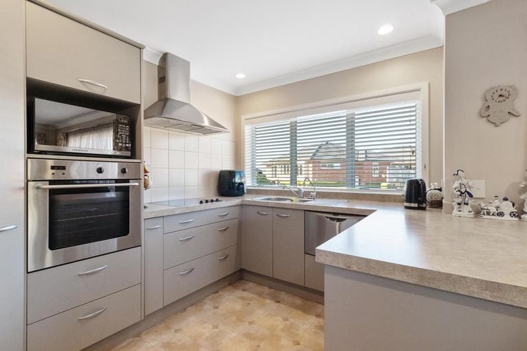 Photo of property in 16 Burr Street, Cambridge, 3434