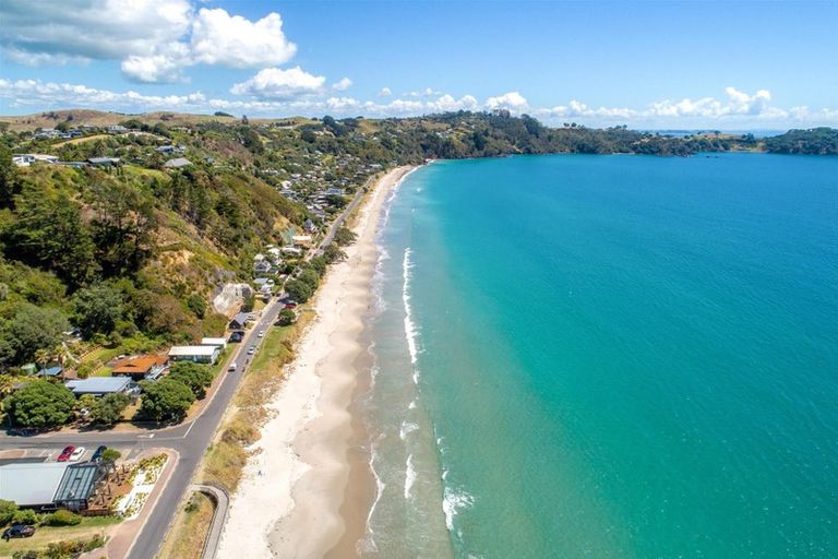 Photo of property in 35 The Strand, Onetangi, Waiheke Island, 1081