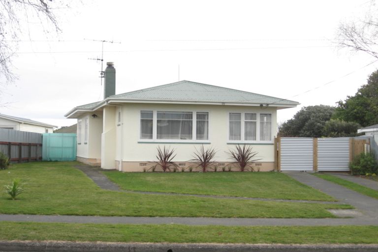 Photo of property in 4 Masefield Avenue, Maraenui, Napier, 4110