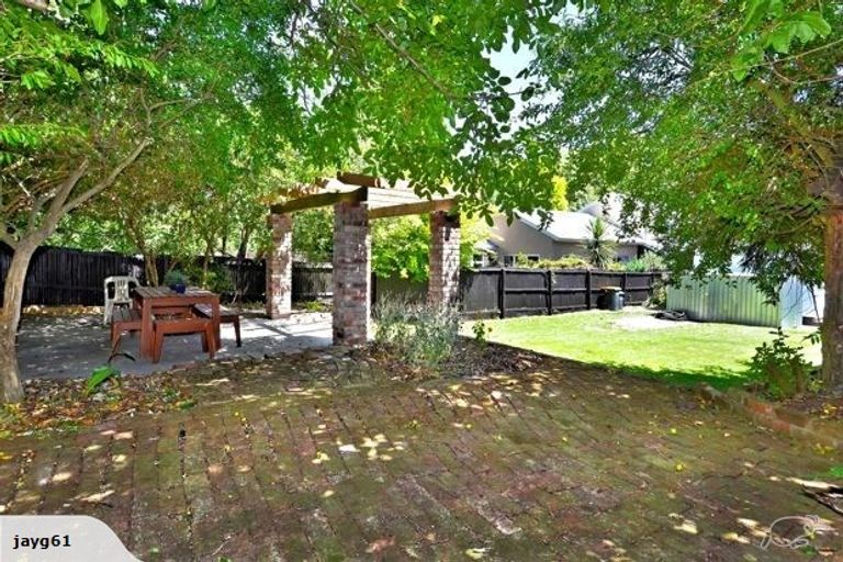 Photo of property in 181 Waimea Terrace, Beckenham, Christchurch, 8023
