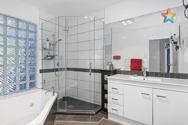 Photo of property in 41 Belmont Terrace, Belmont, Lower Hutt, 5010