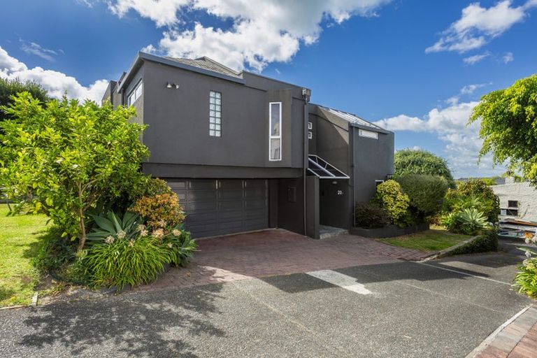 Photo of property in 1/20 Marama Street, Castor Bay, Auckland, 0620