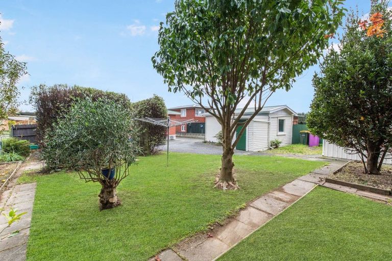 Photo of property in 10 Tawa Street, Levin, 5510