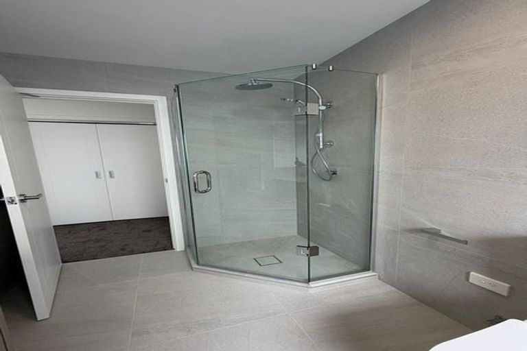 Photo of property in 105 Waekahu Road, Westgate, Auckland, 0814