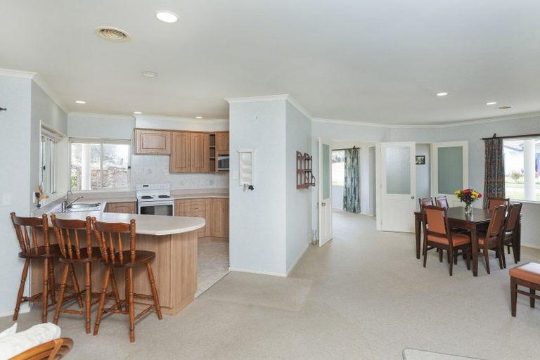 Photo of property in 6 Parkview Place, Riverdale, Gisborne, 4010