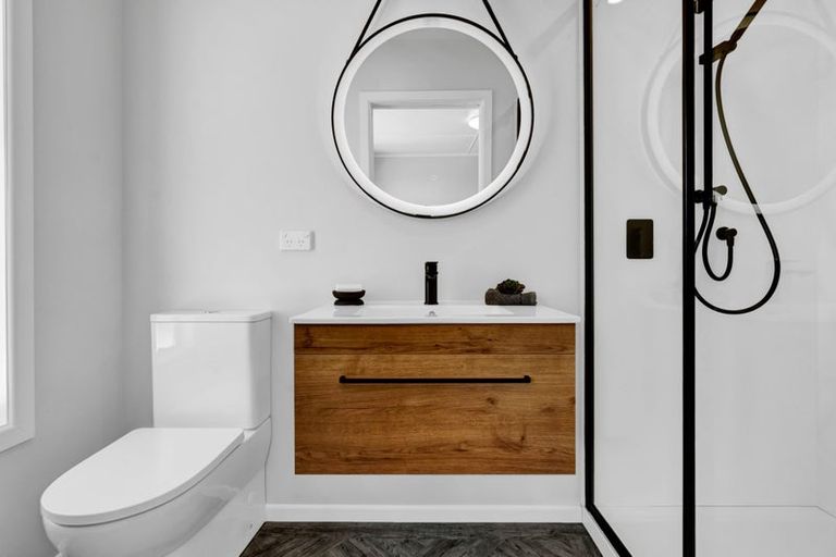 Photo of property in 5 Wills Road, Bell Block, New Plymouth, 4312