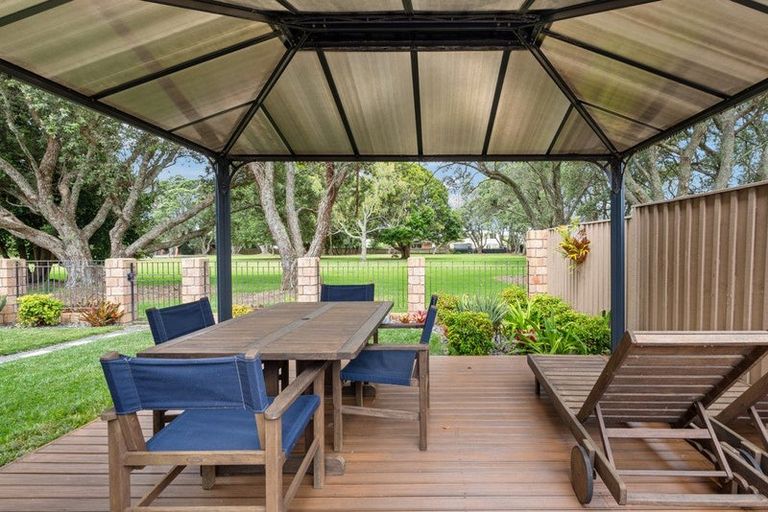 Photo of property in 165a Centreway Road, Orewa, 0931