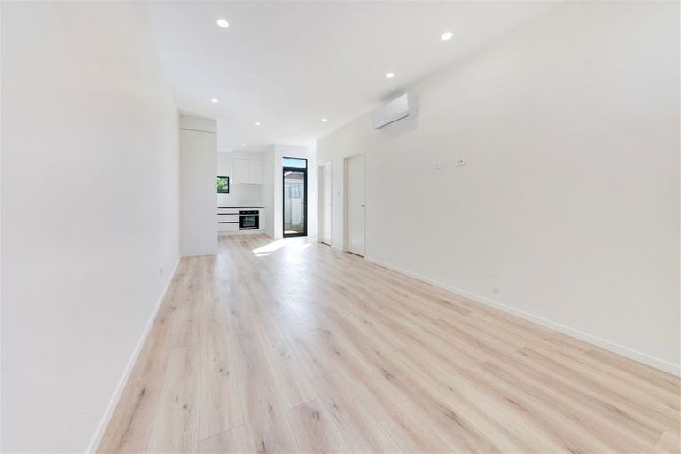 Photo of property in 53c Pallant Street, Manurewa, Auckland, 2102